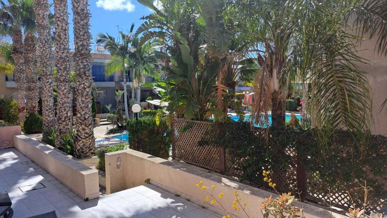 Zom Holiday Apartment Paphos Luaran gambar