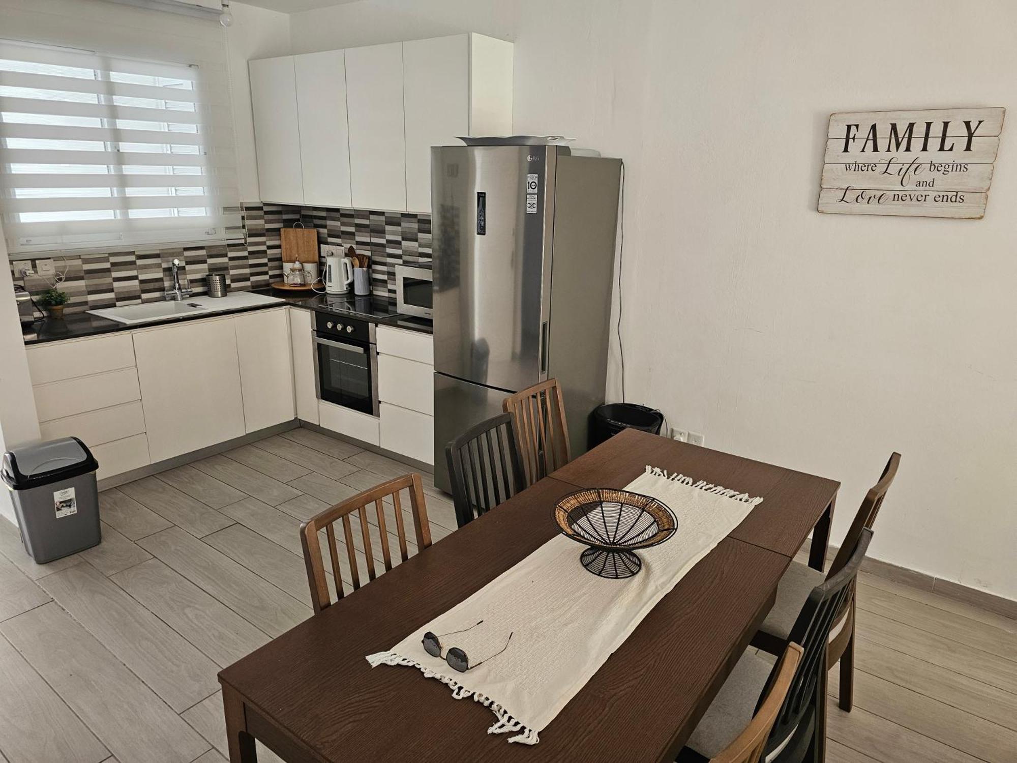 Zom Holiday Apartment Paphos Luaran gambar