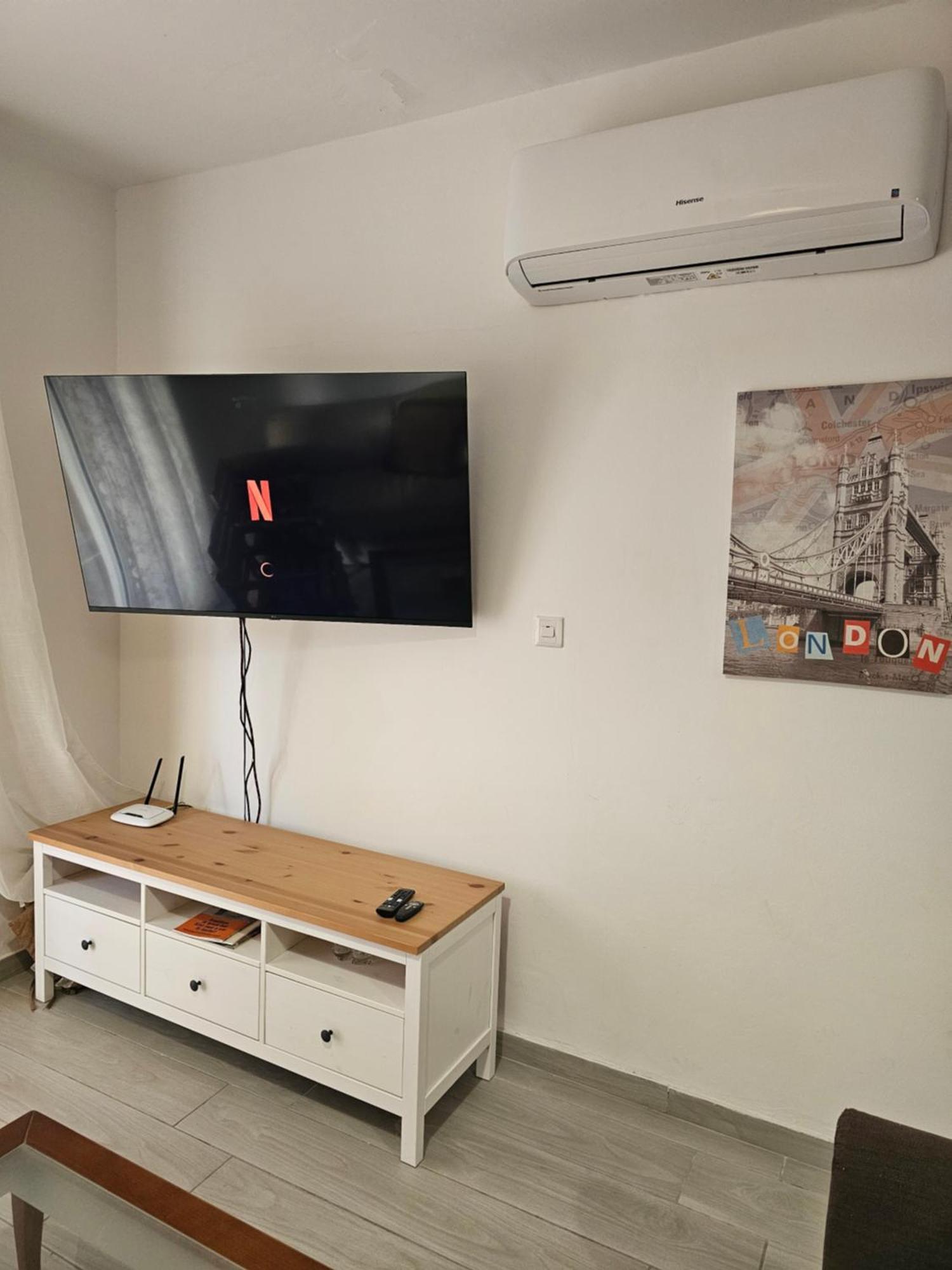 Zom Holiday Apartment Paphos Luaran gambar